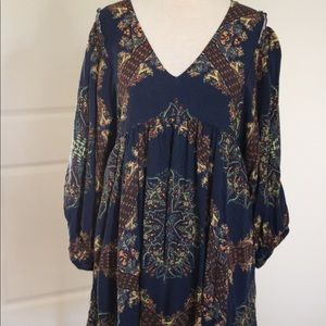 Free People, navy pattern tunic, size large